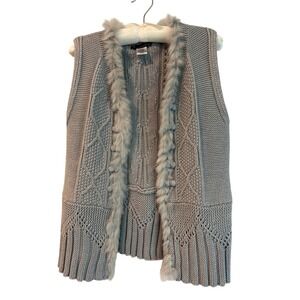 Signature Studio Women's Cable Knit Fur Trim Vest M Grey Sleeveless